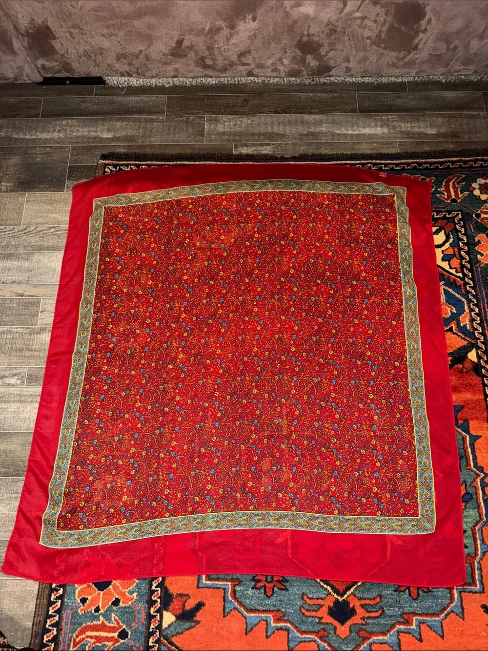 Vintage Resiyan 100% pure silk 38